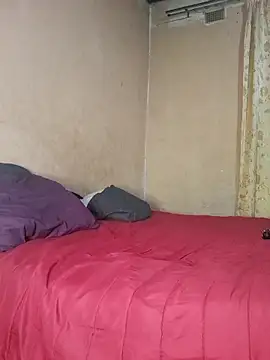 Goodgirlsue 77 online show from 09/23/25, 08:12