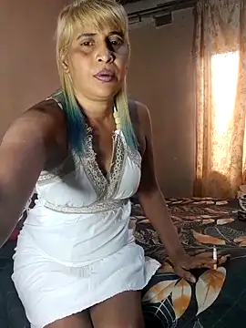 Goodgirlsue 77 online show from 10/16/25, 01:01