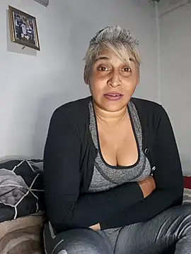 Goodgirlsue 77 online show from 07/02/26, 10:27
