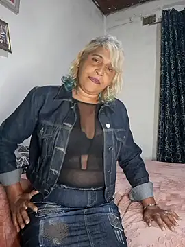 Goodgirlsue 77 online show from 07/04/26, 02:56