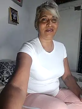 Goodgirlsue 77 online show from 07/18/26, 08:07