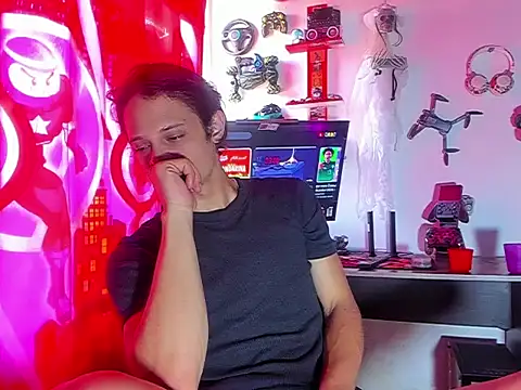 LilOwen  online show from 06/11/26, 09:02