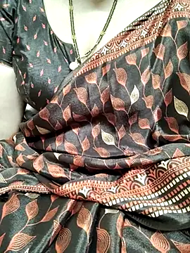 sunitha-3 online show from 02/25/25, 02:44