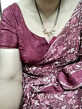 sunitha-3 online show from 02/28/25, 06:09