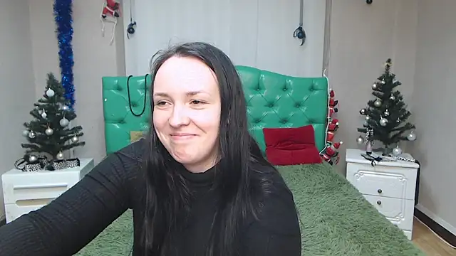IsabelBlackberry online show from 12/27/24, 03:26