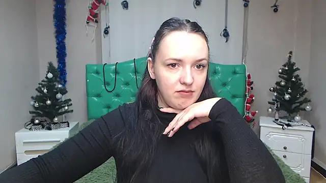 IsabelBlackberry online show from 12/28/24, 06:17