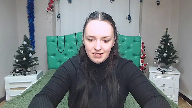 IsabelBlackberry online show from 12/28/24, 09:20