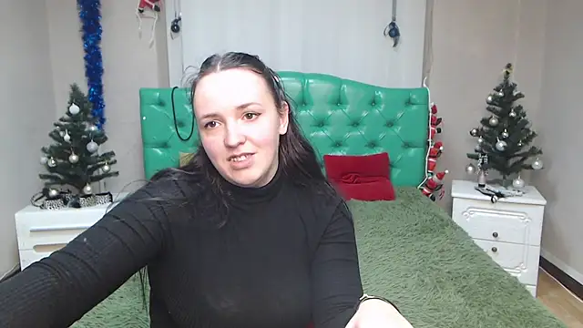 IsabelBlackberry online show from 12/28/24, 03:26