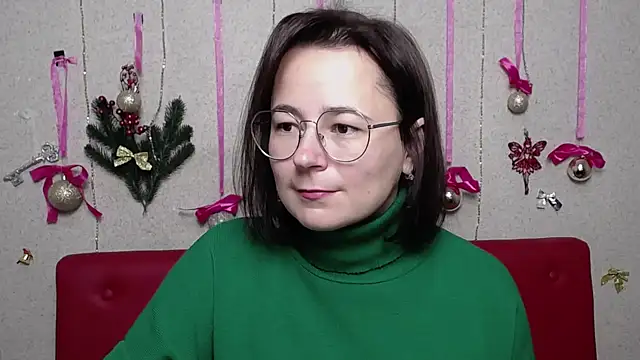 MarieSho online show from 12/18/24, 10:19