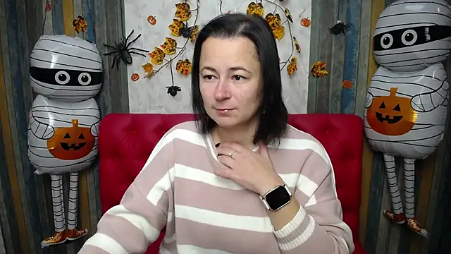 Snapshot of MarieSho chatting on 10/20/25, 06:14 MarieSho online show from 10/20/25, 06:14