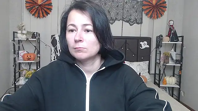 Snapshot of MarieSho chatting on 11/11/25, 07:08 MarieSho online show from 11/11/25, 07:08