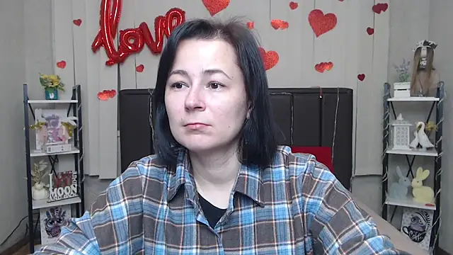 Snapshot of MarieSho chatting on 03/13/26, 06:03 MarieSho online show from 03/13/26, 06:03