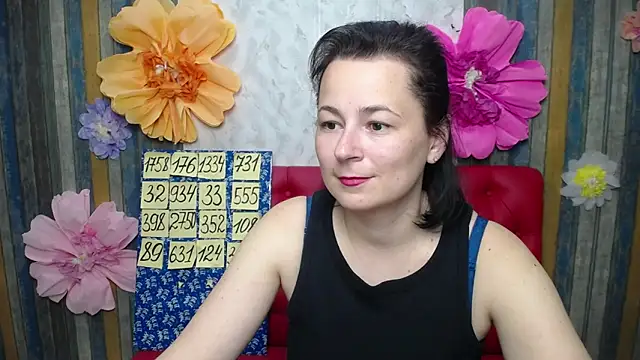 Snapshot of MarieSho chatting on 04/21/26, 01:42 MarieSho online show from 04/21/26, 01:42