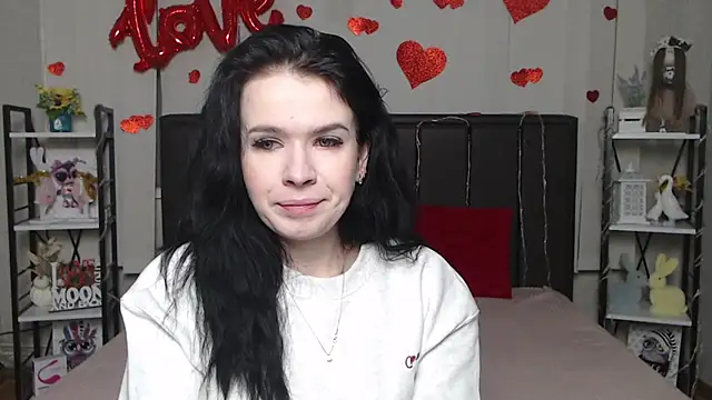 Snapshot of JasmineKouch chatting on 02/01/26, 06:23 JasmineKouch online show from 02/01/26, 06:23