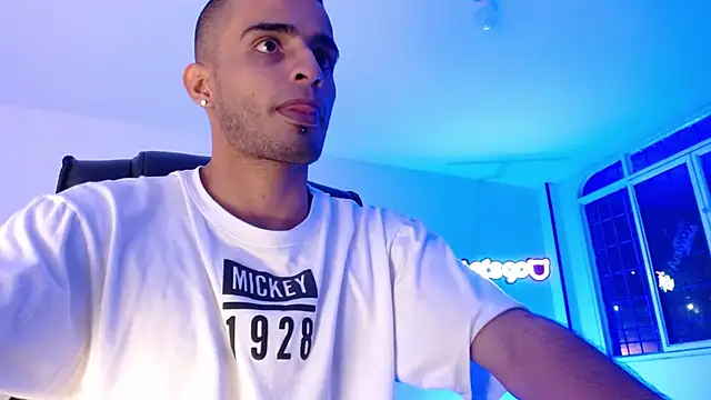 crosnosCarter online show from 02/05/25, 05:09