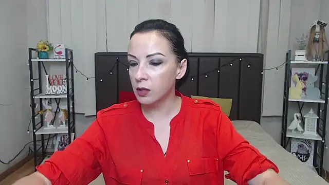 ElizabethSho online show from 09/18/25, 05:04