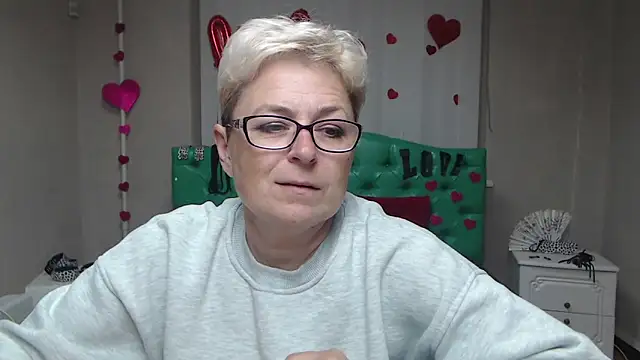 EmiliaGree online show from 10/05/25, 05:00