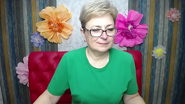 Snapshot of EmiliaGree chatting on 05/10/26, 05:07 EmiliaGree online show from 05/10/26, 05:07