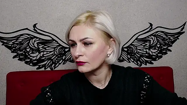 OliviaHorst online show from 12/04/24, 06:11