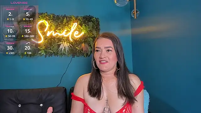 Snapshot of celestelewis chatting on 12/02/25, 07:42 celestelewis online show from 12/02/25, 07:42