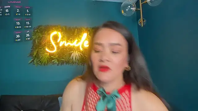 Snapshot of celestelewis chatting on 12/17/25, 07:42 celestelewis online show from 12/17/25, 07:42