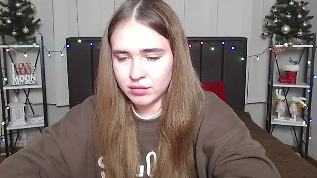 LauraHlot online show from 01/10/25, 10:36