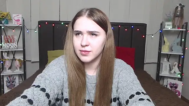 LauraHlot online show from 01/19/25, 04:01