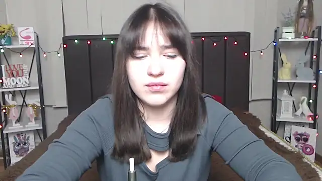 LauraHlot online show from 01/29/25, 04:36