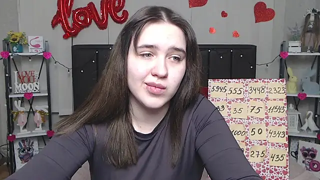 LauraHlot online show from 03/01/25, 09:15