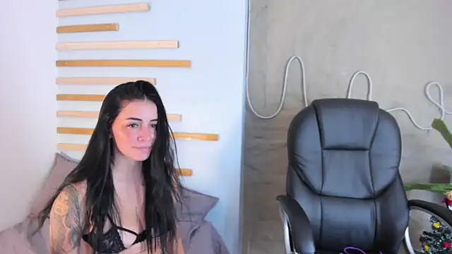 Snapshot of Sofia__rivera chatting on 12/18/24, 07:41 Sofia  rivera online show from 12/18/24, 07:41