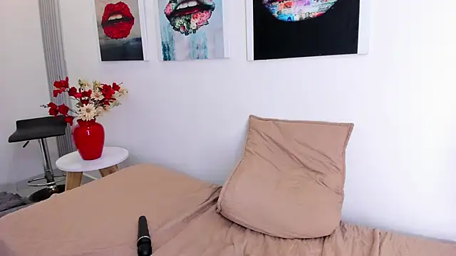 Snapshot of Sofia__rivera chatting on 01/09/25, 10:20 Sofia  rivera online show from 01/09/25, 10:20