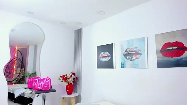 Snapshot of Sofia__rivera chatting on 01/21/25, 11:13 Sofia  rivera online show from 01/21/25, 11:13