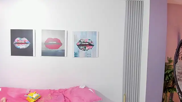 Snapshot of Sofia__rivera chatting on 02/20/25, 01:36 Sofia  rivera online show from 02/20/25, 01:36