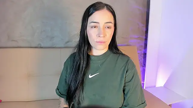 Snapshot of Sofia__rivera chatting on 10/13/25, 07:14 Sofia  rivera online show from 10/13/25, 07:14