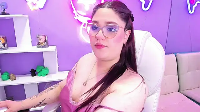 Camiila Osorio online show from 09/11/25, 07:47