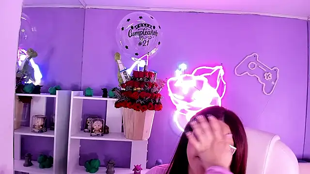 Camiila Osorio online show from 10/04/25, 08:51