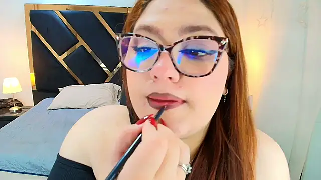 Camiila Osorio online show from 06/17/26, 07:37
