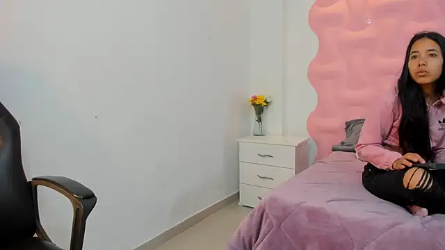 SofiSinfull online show from 09/11/25, 05:02