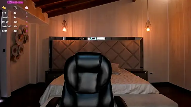 ValeriaVelvet online show from 01/03/25, 03:12