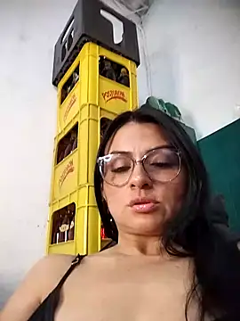 Linda Lars online show from 11/06/25, 03:18