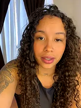 MarieLeon online show from 09/25/25, 09:40