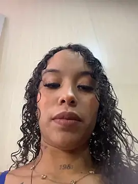 Snapshot of MarieLeon chatting on 06/03/26, 10:04 MarieLeon online show from 06/03/26, 10:04