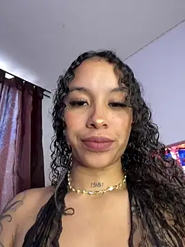 Snapshot of MarieLeon chatting on 07/28/26, 08:34 MarieLeon online show from 07/28/26, 08:34