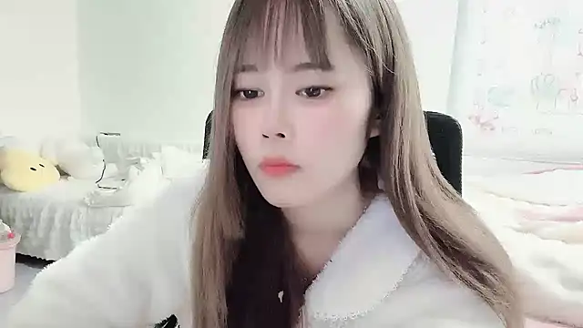 Snapshot of Jia-Xin- chatting on 12/08/24, 12:52 Jia-Xin- online show from 12/08/24, 12:52