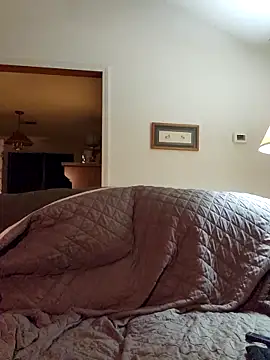 Snapshot of coolbrease10 chatting on 10/01/25, 05:35 coolbrease10 online show from 10/01/25, 05:35