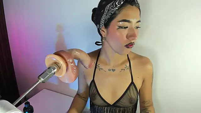 Snapshot of baby_naughty1_ chatting on 09/18/25, 02:08 baby naughty1 online show from 09/18/25, 02:08