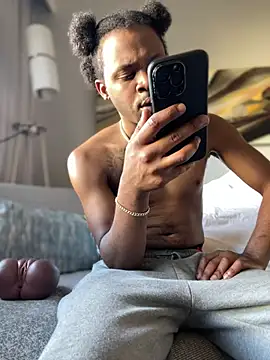 Snapshot of MobyDxck chatting on 12/21/24, 08:10 MobyDxck online show from 12/21/24, 08:10