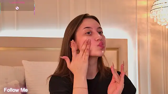 MaryReel online show from 09/25/25, 03:21