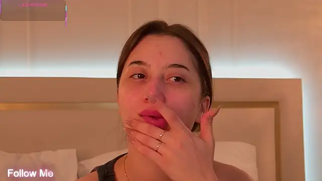 MaryReel online show from 09/26/25, 03:21