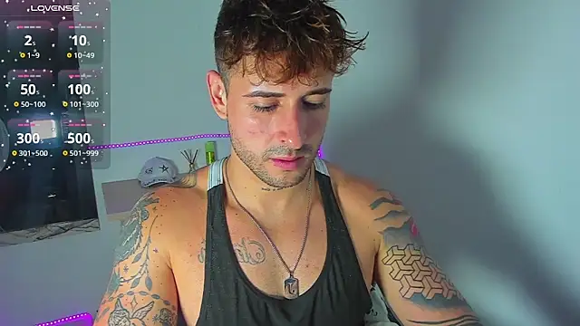 Ares blue online show from 10/15/25, 01:11